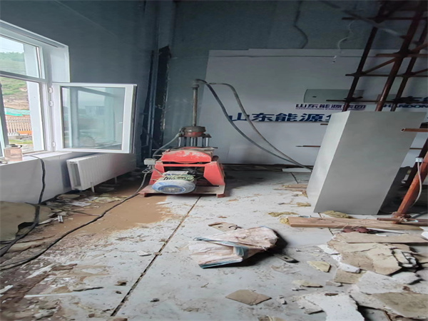 洛宁地基基础下沉墙体裂缝加固注浆顶升施工